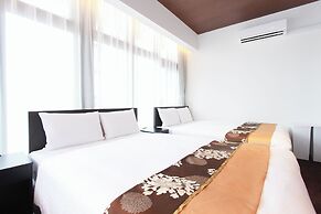 The Arbor Hotel