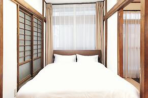 Kitashinjuku House