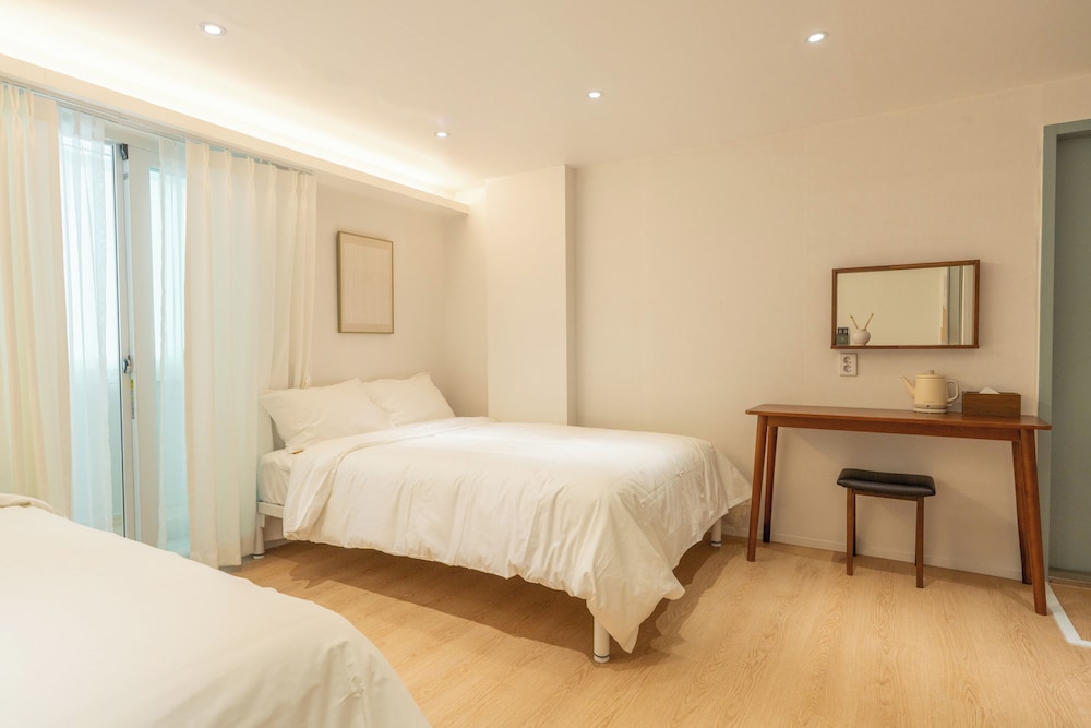 Nomad Stay in Hongdae