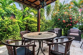 Tropical Villa Matahari