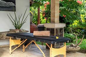 Tropical Villa Matahari