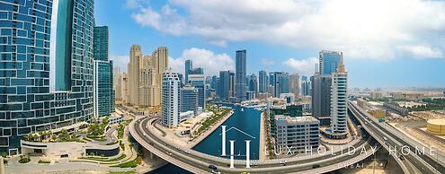 LUX 52 42 Deluxe Marina View Suite 3