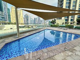 LUX 52 42 Deluxe Marina View Suite 3