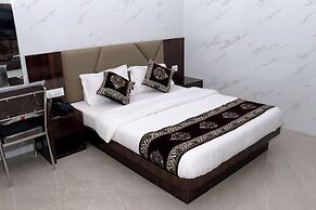 Hotel Comfy Inn