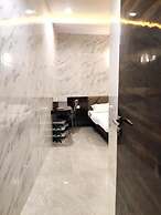 Hotel Comfy Inn