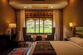 Rustic Roots Resort and Spa