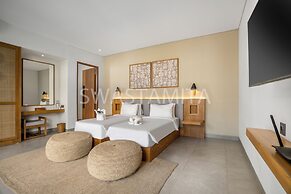 Luxe 5BR Villa, 200m to Brawah Beach Retreat