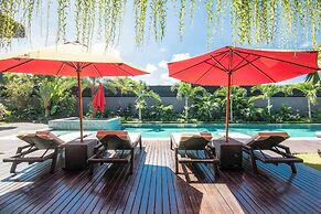 Stylish 5BR Private Villa, Central Seminyak