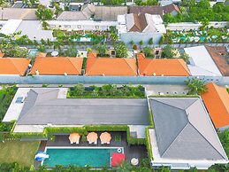 Stylish 5BR Private Villa, Central Seminyak
