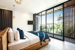 Modern Boho 5br, 200m to Canggu's Beachfront