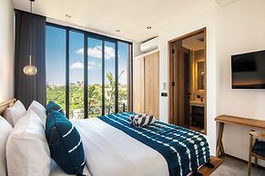 Modern Boho 5br, 200m to Canggu's Beachfront
