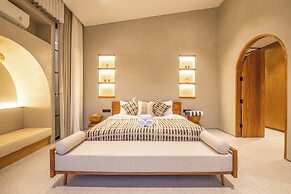 Stylish 5BR Boho Hideaway, 5 Min From Bingin Beach