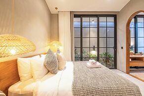 Stylish 5BR Boho Hideaway, 5 Min From Bingin Beach