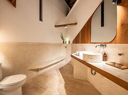 Beautiful 1-br Villa With Pool, 800m Echo Beach