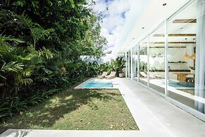 Stylish 2BR Villa, 5min to Bingin's Beach Bliss