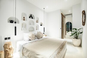 Stylish 2BR Villa, 5min to Bingin's Beach Bliss