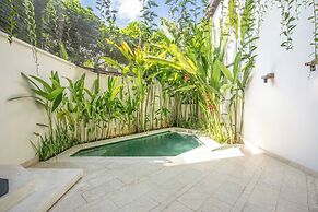 Chic 1-br Villa With Pool, 800m From Echo Beach