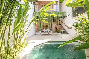 Chic 1-br Villa With Pool, 800m From Echo Beach
