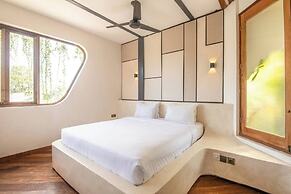 Contemporary 1-br Loft With Art Deco Shared Pool