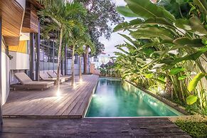 Contemporary 1-br Loft With Art Deco Shared Pool