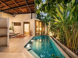 Exquisite 1-br Villa With Pool, 4 Mins to Echo Bea