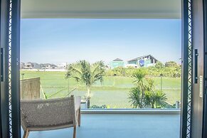 4 Bd Seminyak Scenic Rice Views 4 Mins to Beach