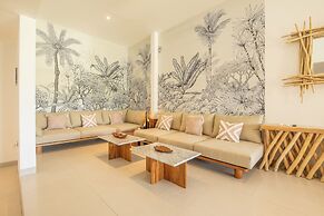 4 Bd Seminyak Scenic Rice Views 4 Mins to Beach