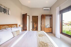 4 Bd Seminyak Scenic Rice Views 4 Mins to Beach