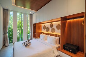 Elegant 5BR Canggu Villa, AC, Water Filter