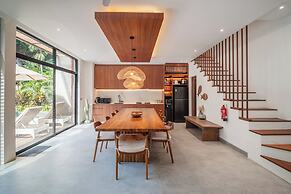 Elegant 5BR Canggu Villa, AC, Water Filter