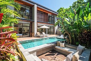 Elegant 5BR Canggu Villa, AC, Water Filter