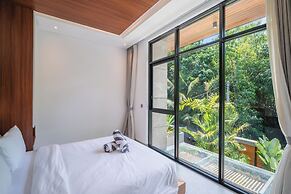 Elegant 5BR Canggu Villa, AC, Water Filter