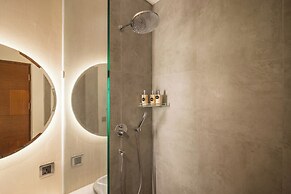 Elegant 5BR Canggu Villa, AC, Water Filter