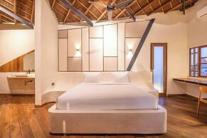 Gorgeous 2BR Penthouse 800m to Thbeach