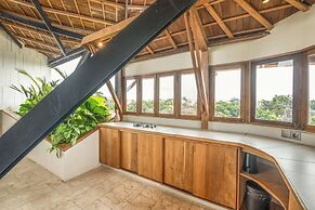 Gorgeous 2BR Penthouse 800m to Thbeach