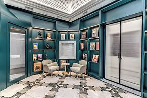 The Spotlight Boutique Hotel