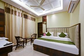 Hotel Geet Deluxe