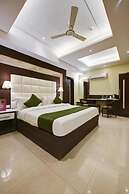 Hotel Geet Deluxe