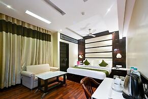 Hotel Geet Deluxe