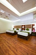 Hotel Geet Deluxe