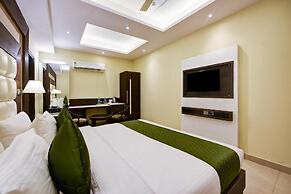 Hotel Geet Deluxe
