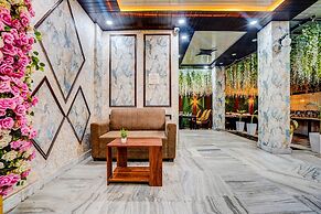 Fabhotel Dream Palace I