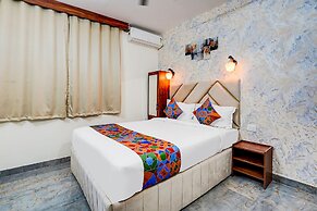 Fabhotel Dream Palace I