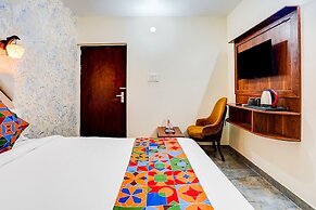 Fabhotel Dream Palace I