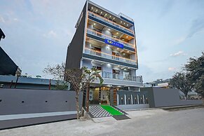 Fabhotel La Corporate Suite