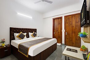 Fabhotel La Corporate Suite