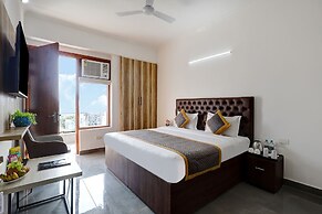 Fabhotel La Corporate Suite