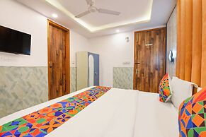 Fabhotel Ak Continental