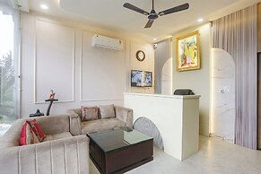 Fabhotel Gurukripa