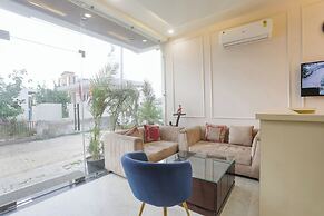 Fabhotel Gurukripa